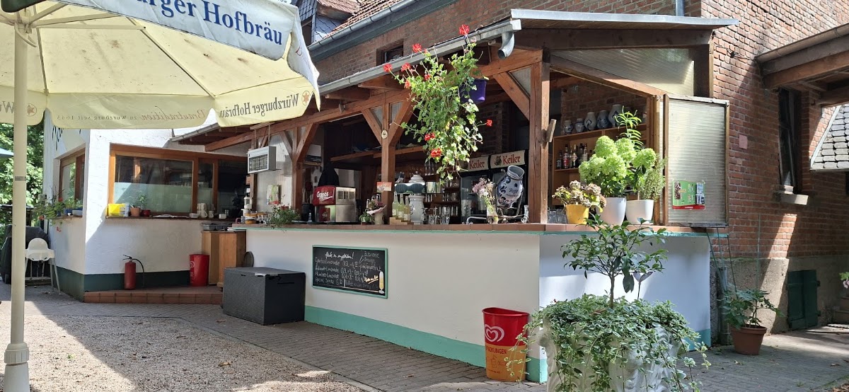 Gaststätte Tannenhof, Restaurant in Hainburg – Foto 1 von 1