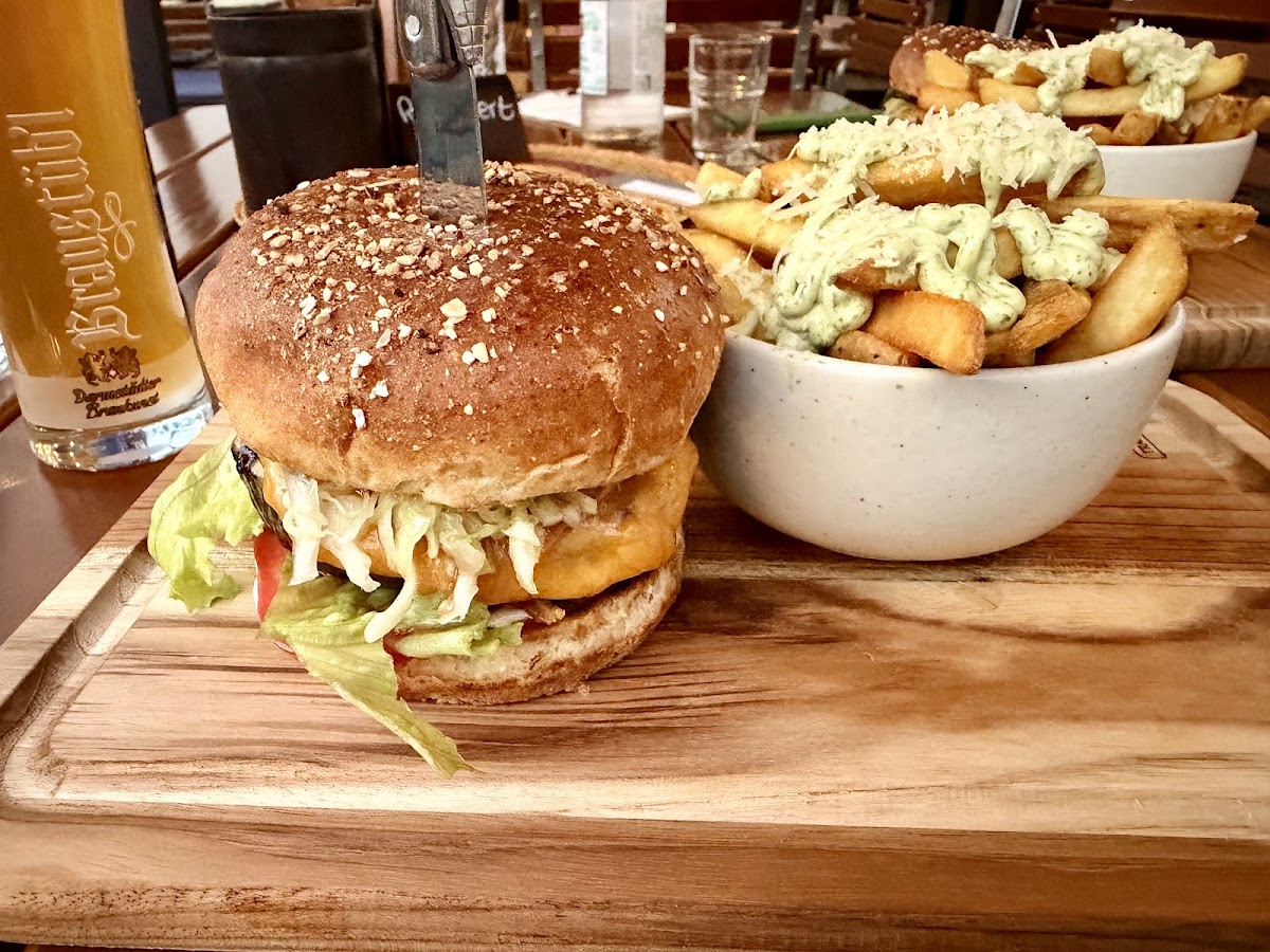1716 Weinwirtschaft & Vinothek, Restaurant in Lorch