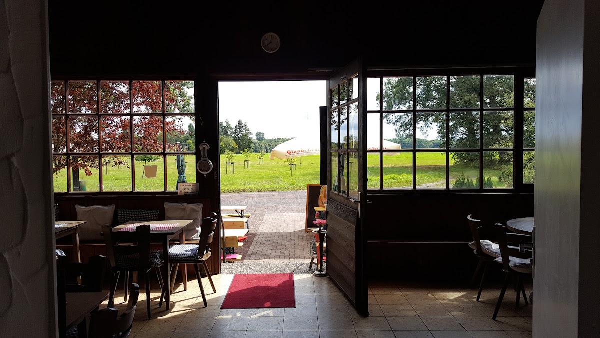 Waldcafe Rapp Ausflugsgaststätte - Biergarten, Restaurant in Hainburg – Foto 1 von 1