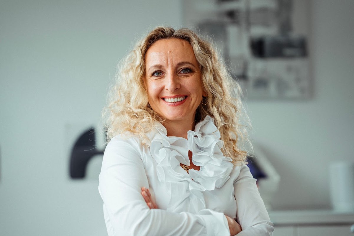Zahnarztpraxis Olena von Loefen