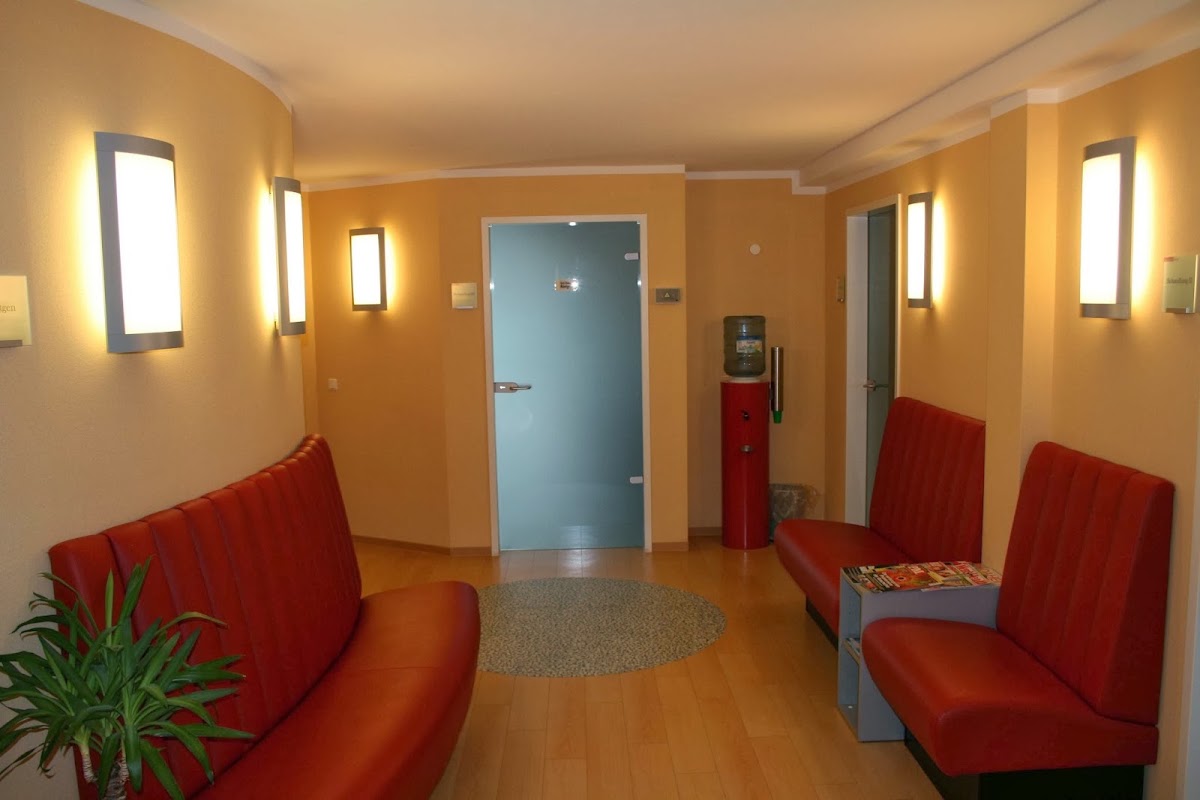 InDentaMed - Zahnärzte Gelnhausen - A. Clemens und Dr. G. Vockert