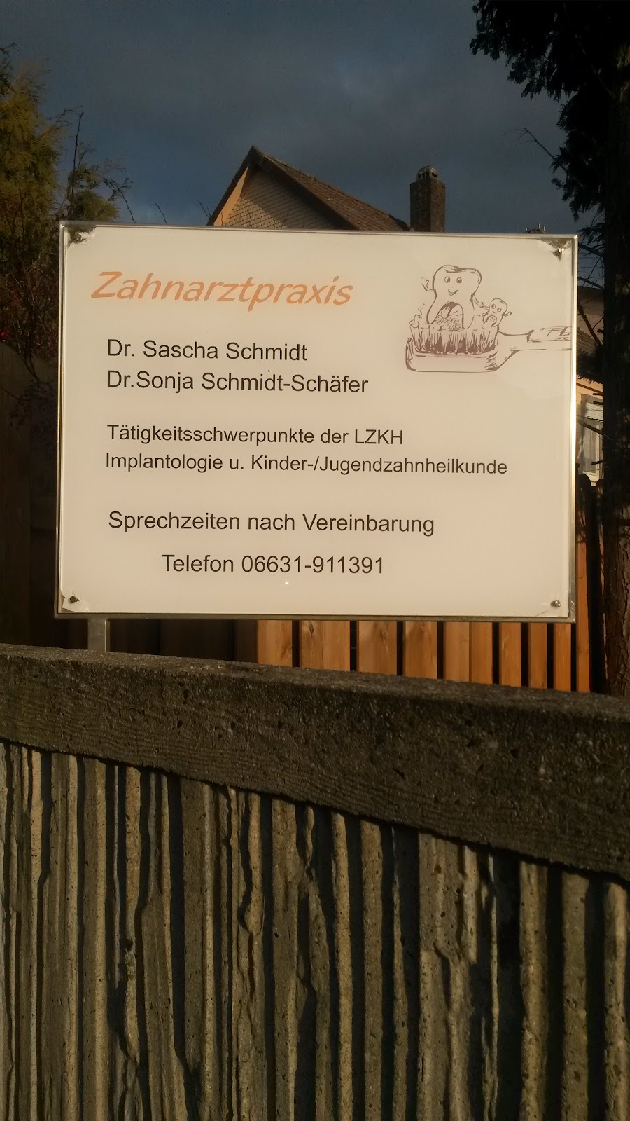 Zahnarztpraxis Dr. Sonja Schmidt-Schäfer & Dr. Sascha Schmidt