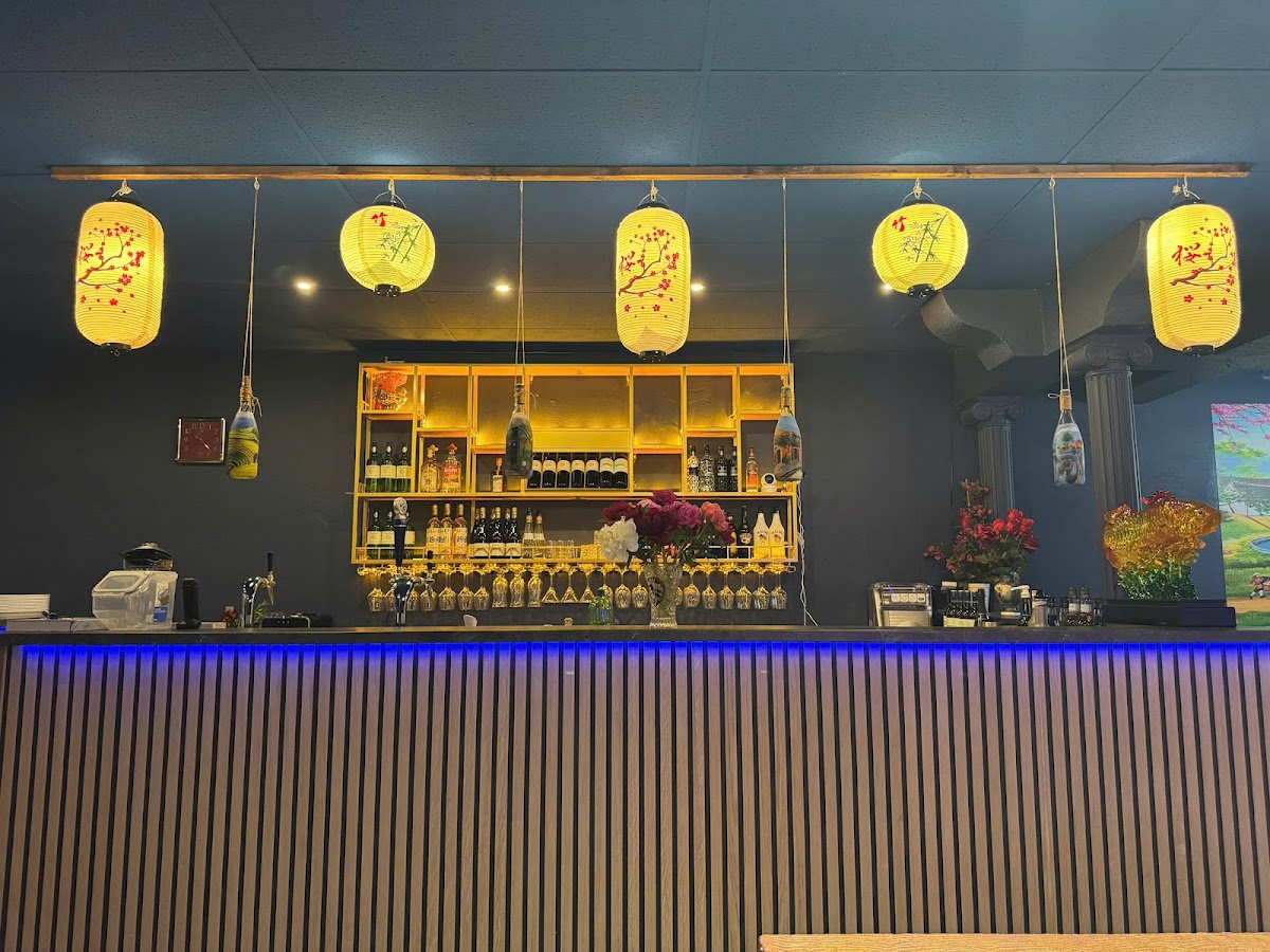 Ember Asia - Vietnamesische Spezialitäten & Sushi