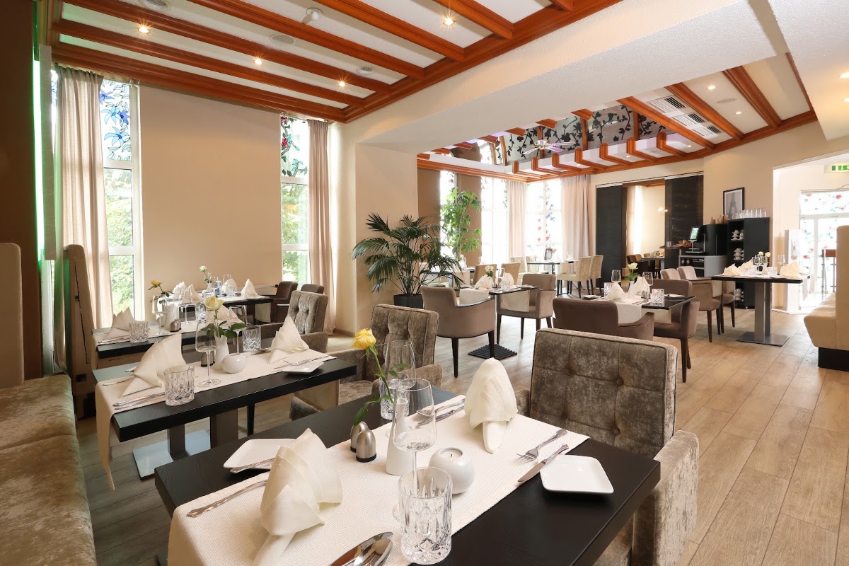 Restaurant Rosenau, Restaurant in Ober-Mörlen – Foto 1 von 1