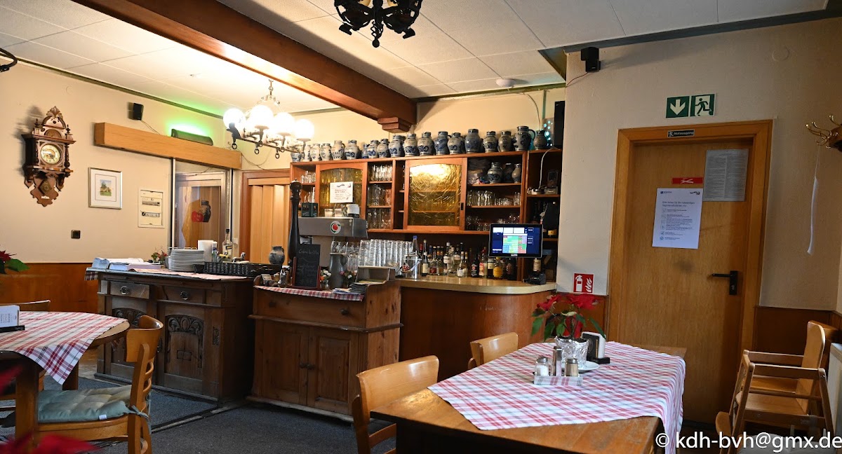 Apfelweinwirtschaft Gaststätte Zum Rühl - Oberursel, Restaurant in Steinbach (Taunus) – Foto 1 von 1