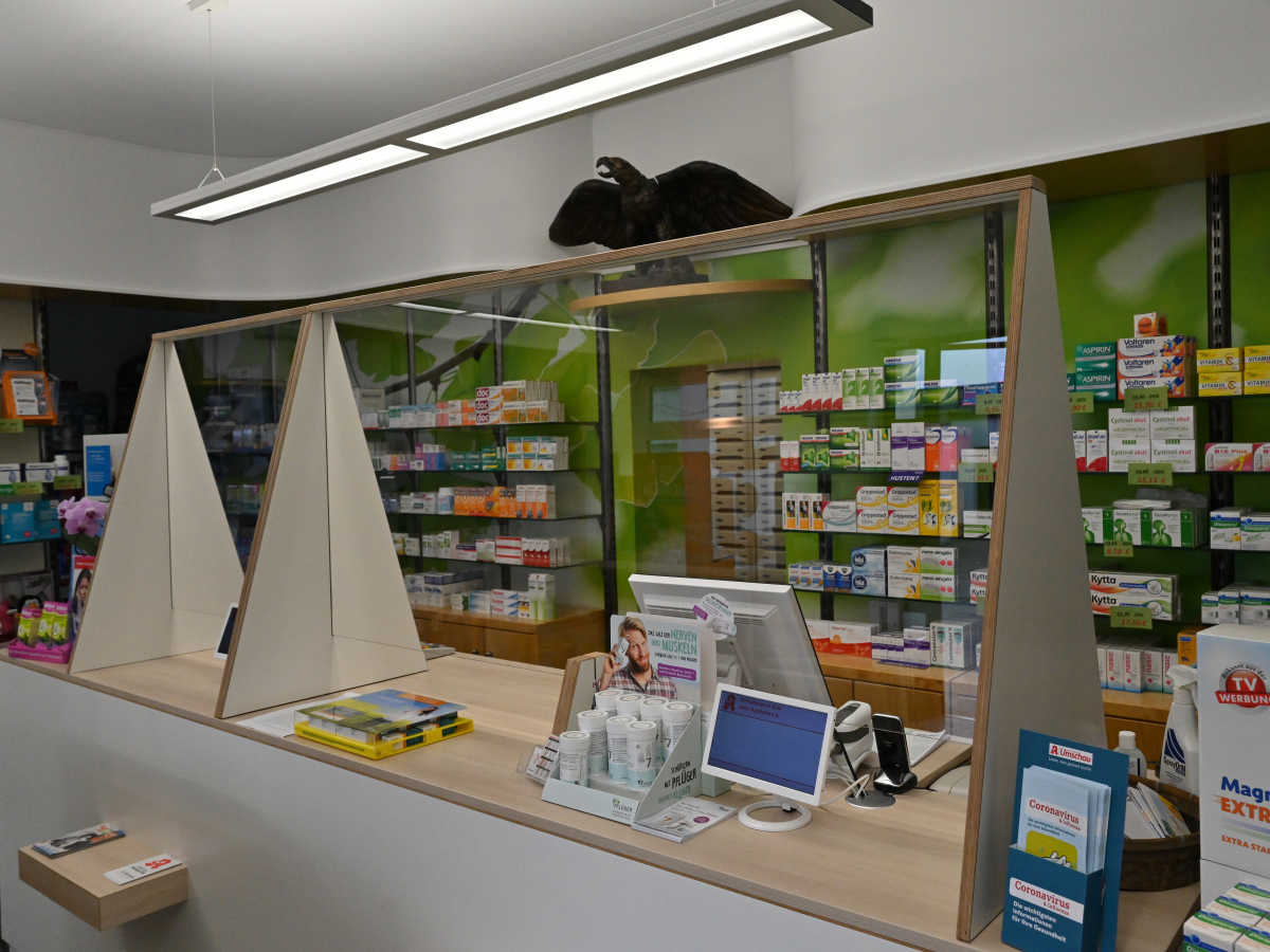 Adler-Apotheke e.K., Apotheke in Petersberg – Foto 1 von 1