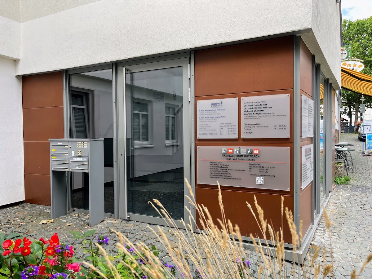 Ärztezentrum Butzbach Koop, Dres. med. Sequeira, Lusser, Arzt in Butzbach – Foto 1 von 1