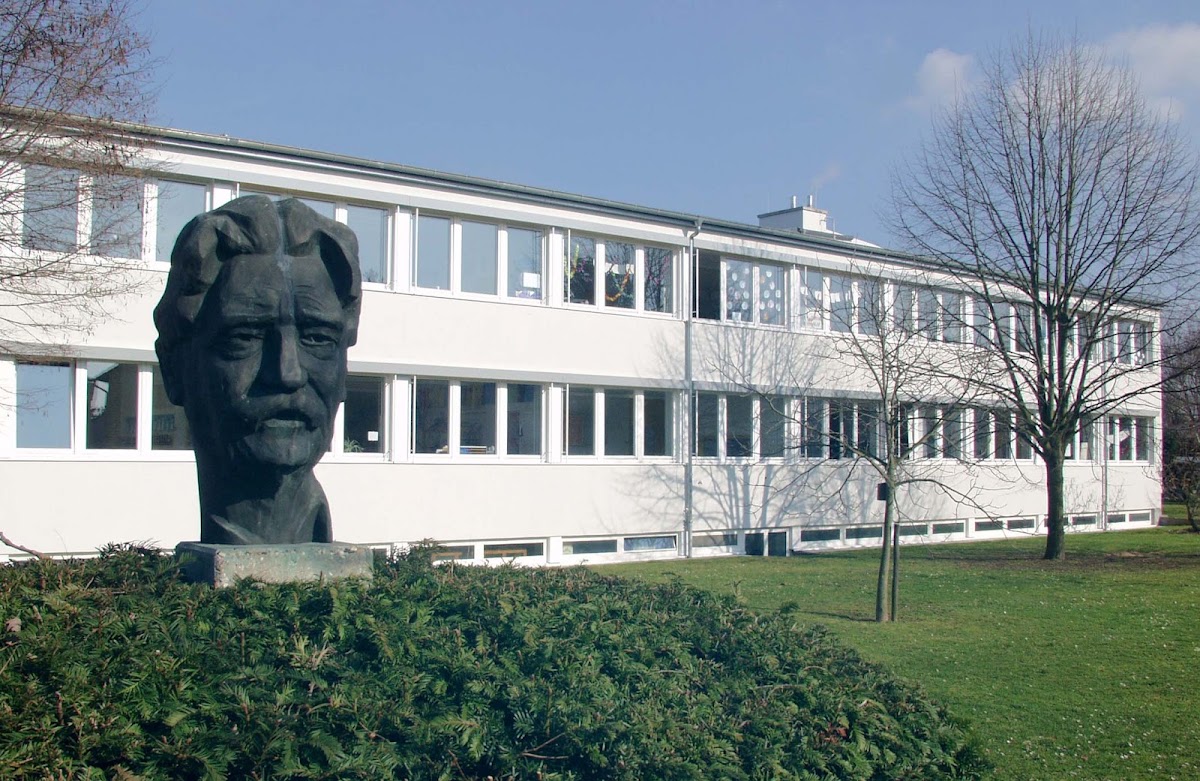Albert-Schweitzer-Schule Ginsheim-Gustavsburg, Schule in Ginsheim-Gustavsburg