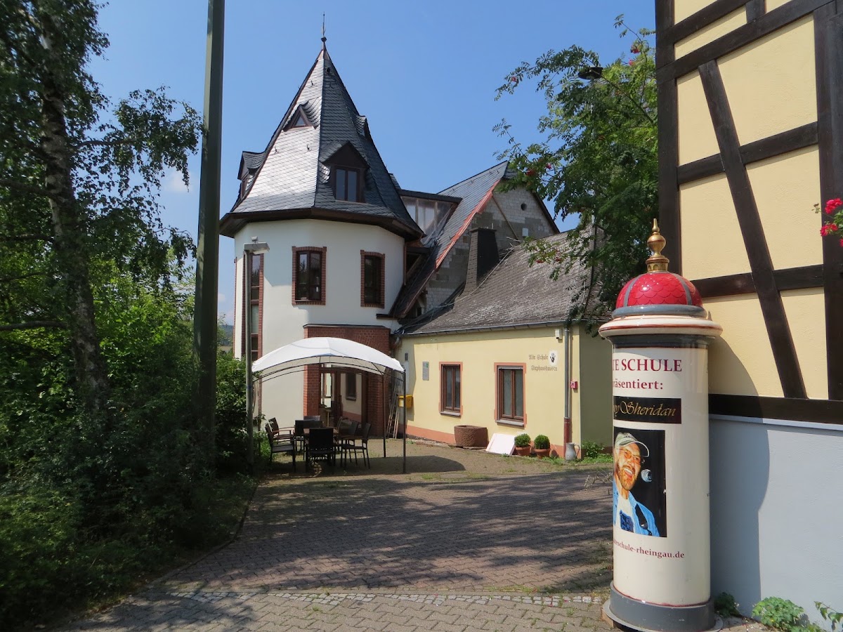 Alte Schule Rheingau, Schule in Geisenheim