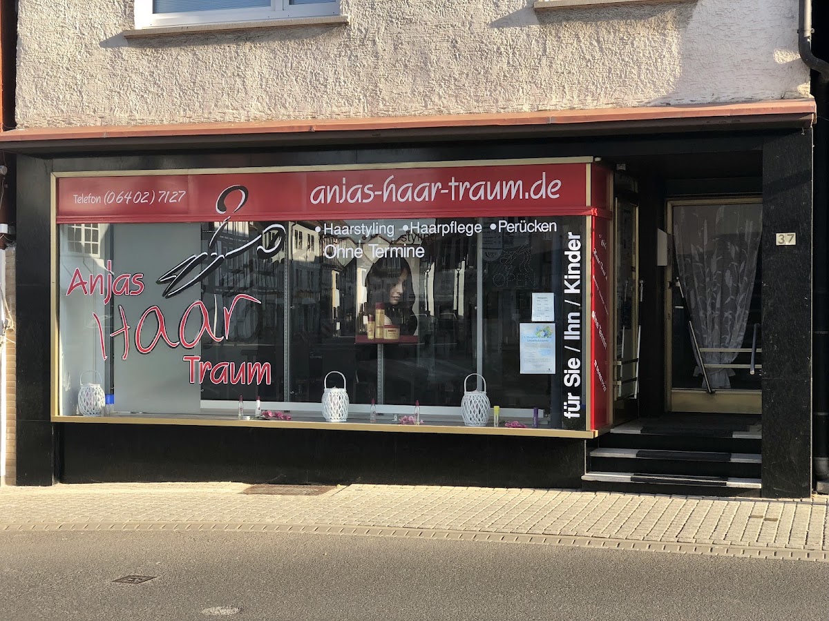 Anja's Haartraum Friseursalon, Friseur in Hungen
