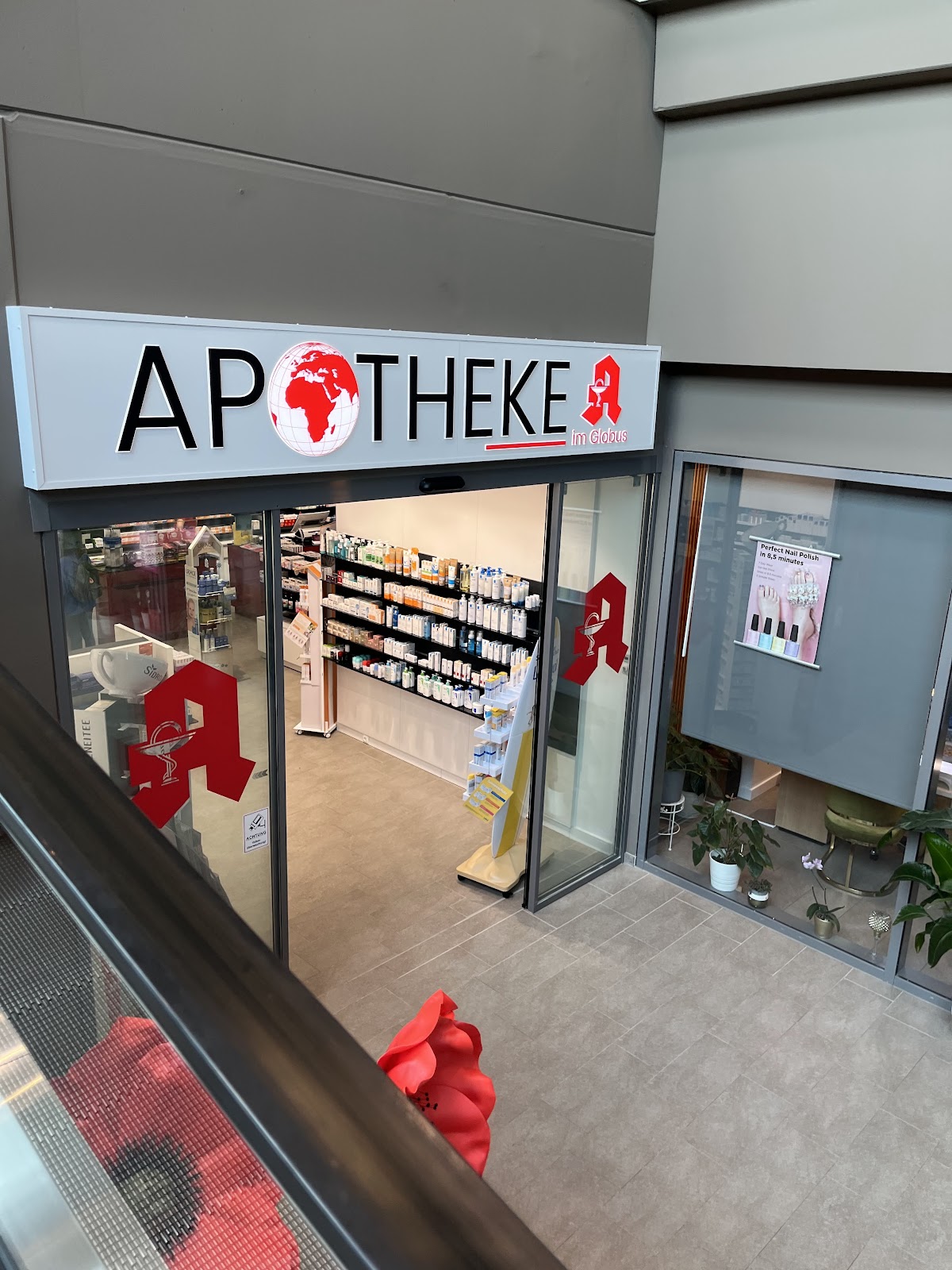 apotheke im globus eschborn, Apotheke in Eschborn