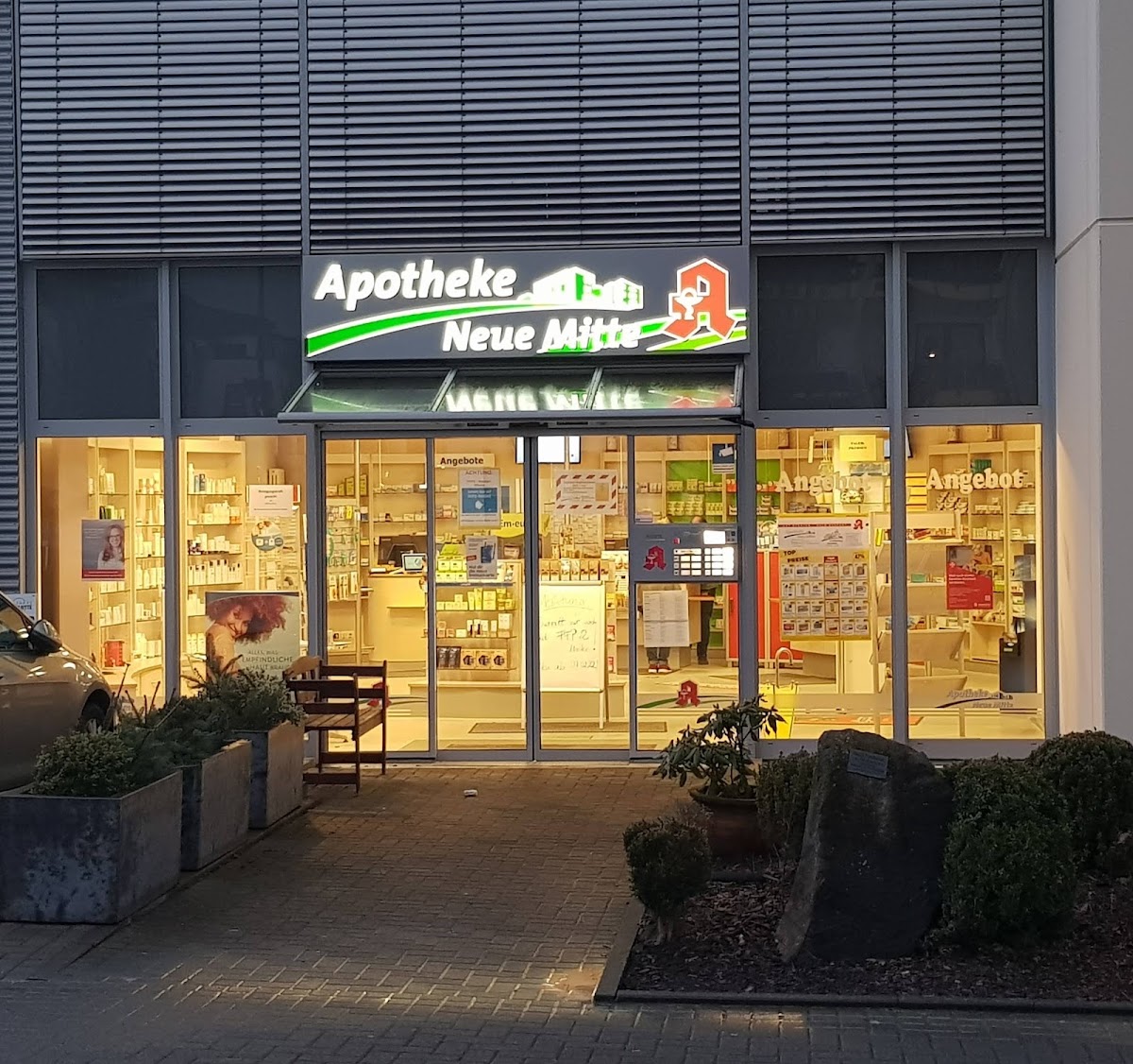 Apotheke Neue Mitte, Apotheke in Pohlheim – Foto 1 von 1