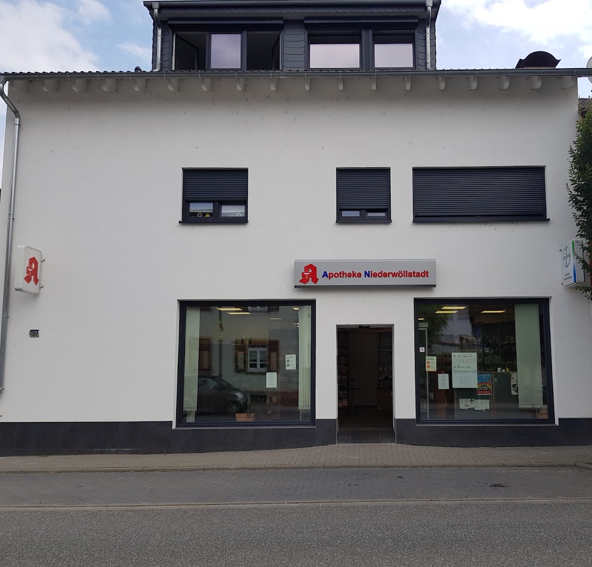 Apotheke Niederwöllstadt, Apotheke in Wöllstadt