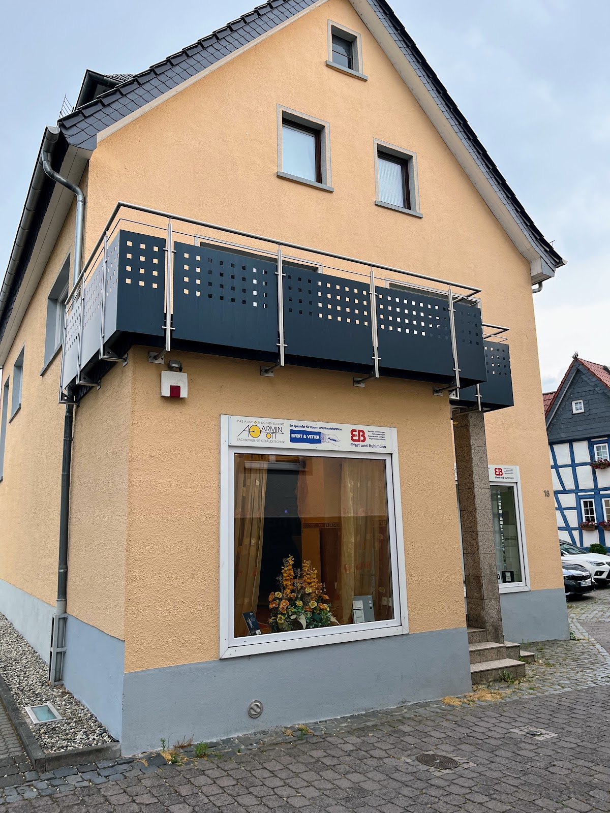 Armin Ott Elektro-und Gebäudetechnik GmbH, Elektriker in Usingen