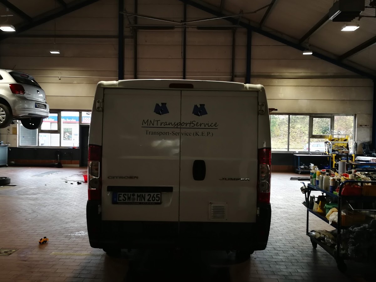 Autohaus Schäfer, Autohaus in Berkatal