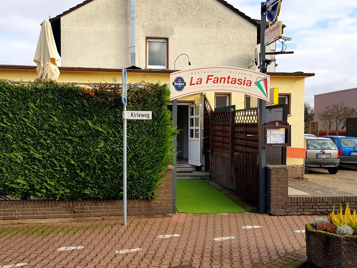 Restaurant & Pizzeria La Fantasia, Restaurant in Bruchköbel – Foto 1 von 1