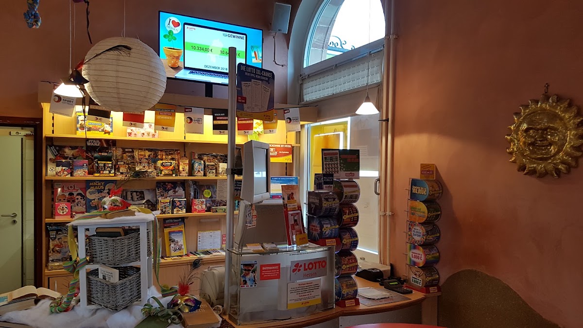 Bahnhof-Store und Bistro, Café in Wächtersbach