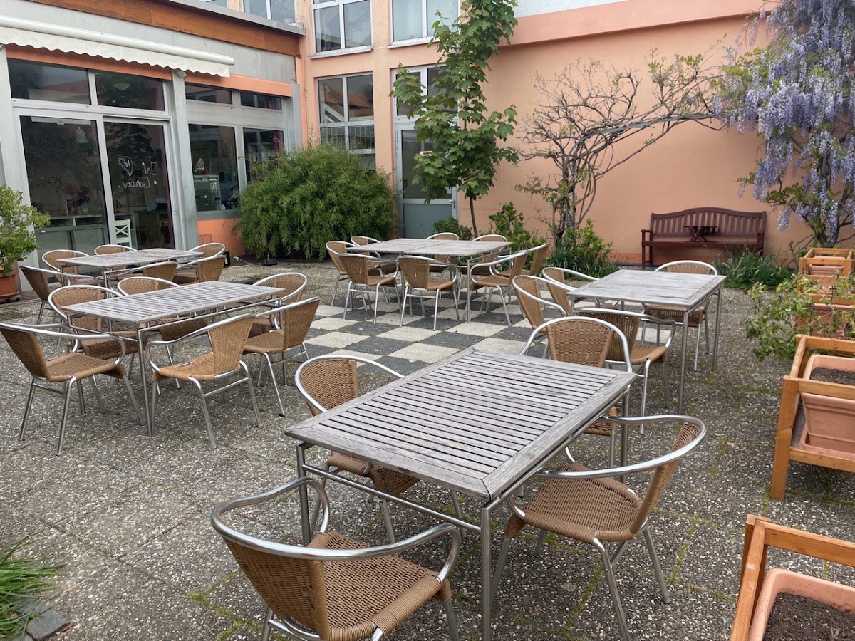 Bhajan Cafe Pizzeria - Vegetarian and Vegan -, Pizzeria in Heidenrod