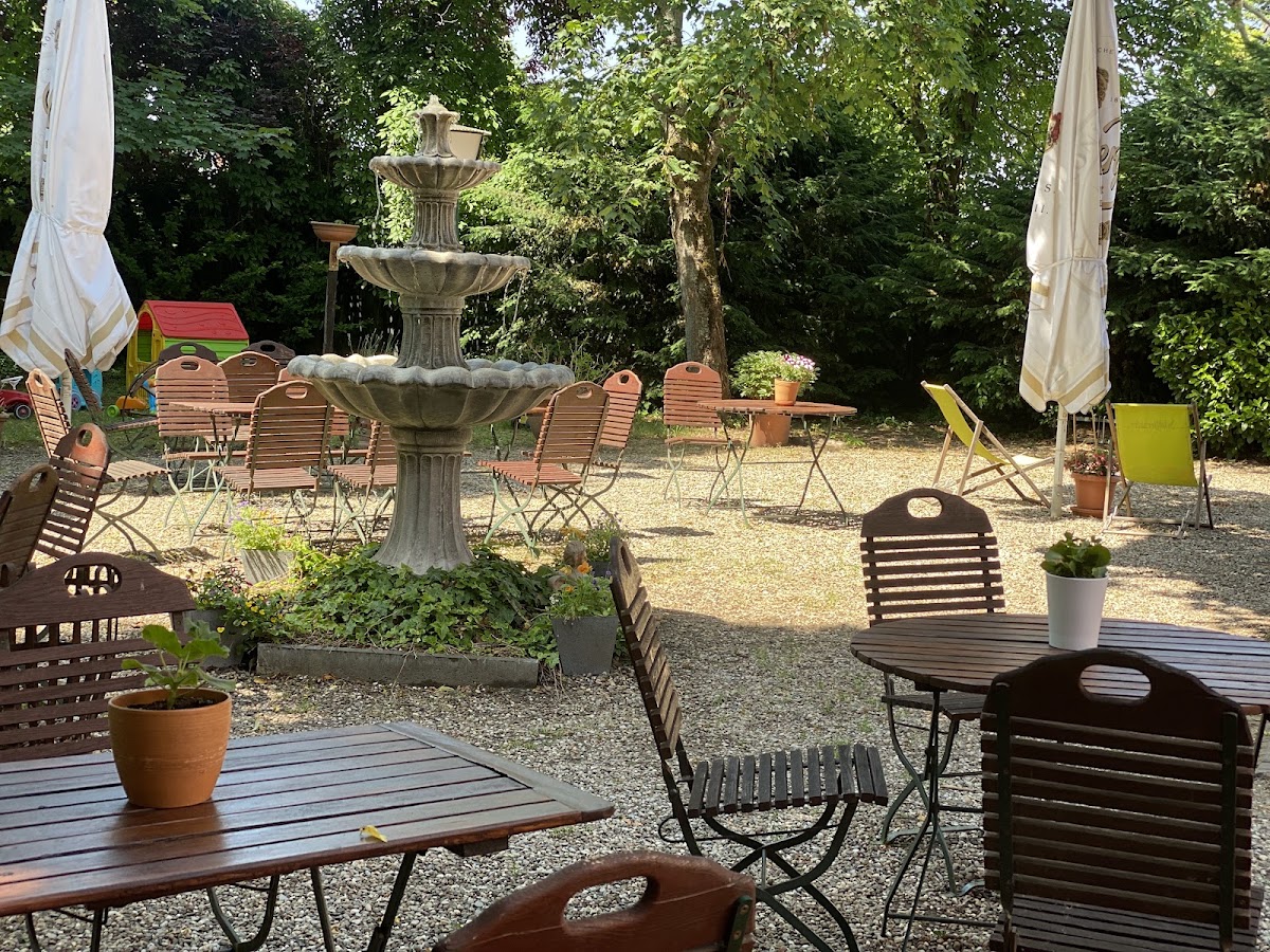 Biergarten Rheinischer Hof in Pfungstadt, Restaurant in Pfungstadt