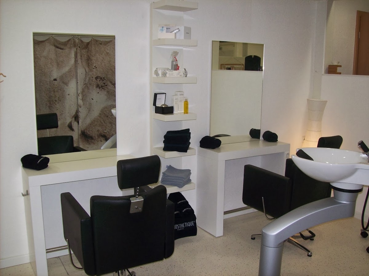 Biosthetique Friseur Manuela Maehl, Friseur in Reinhardshagen