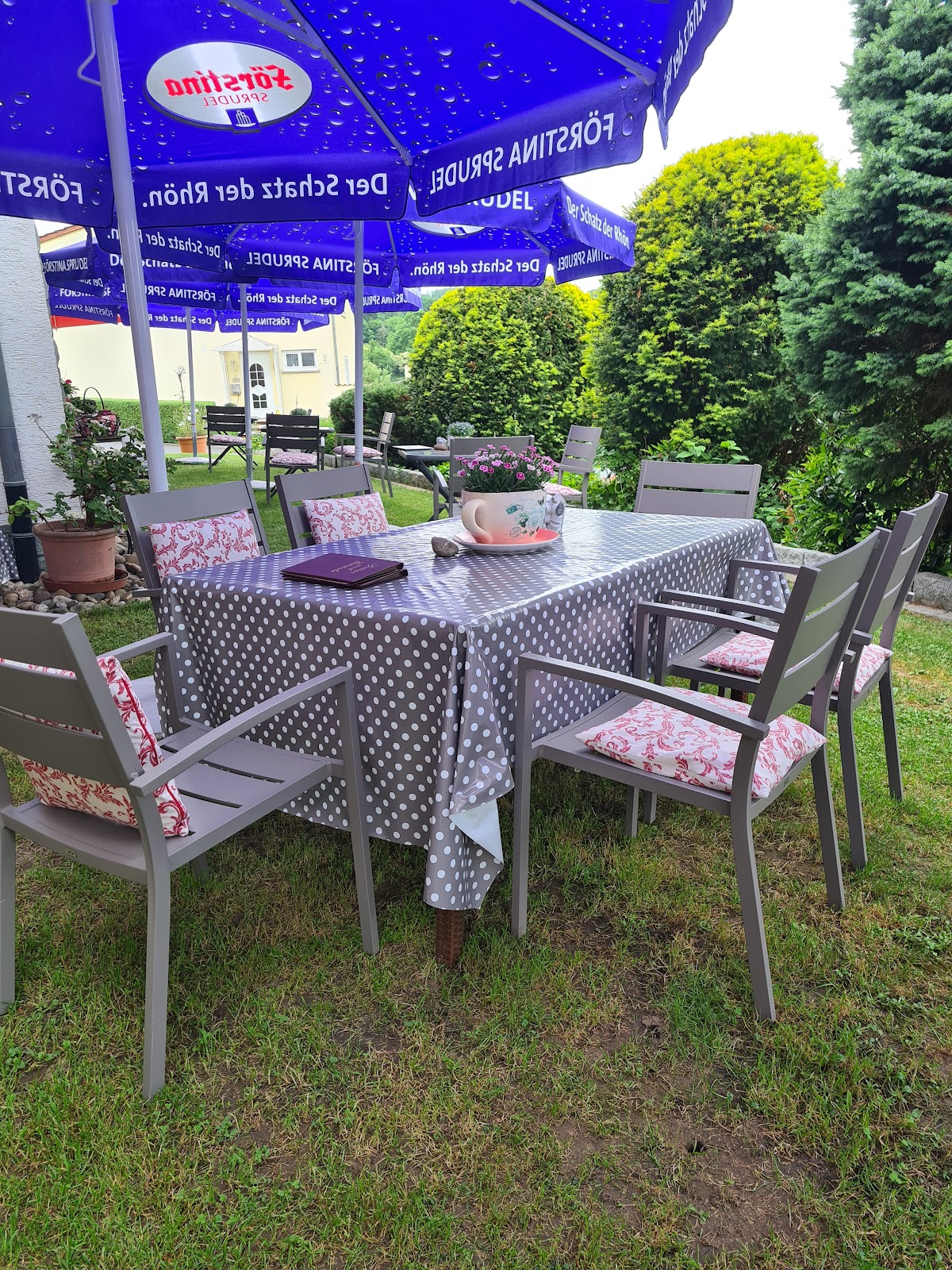 Cafe- Am Rosenbach, Restaurant in Nüsttal