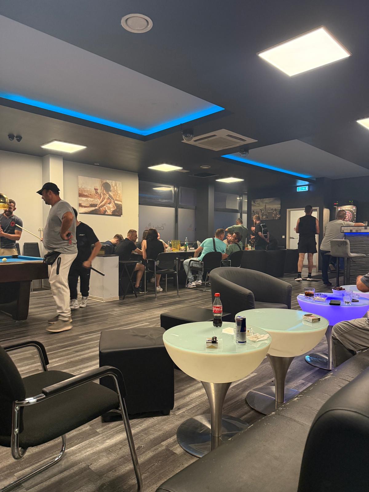 Café Live, Café in Groß-Zimmern