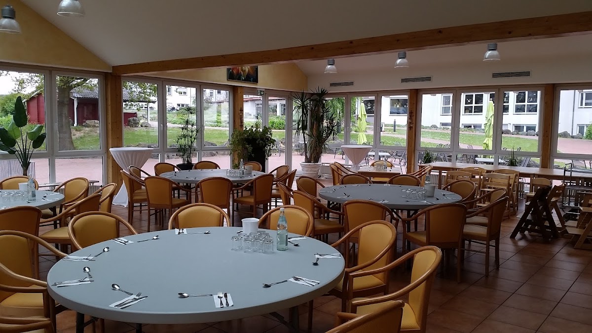 Café Restaurant "Blumenhain", Café in Borken (Hessen) – Foto 1 von 1