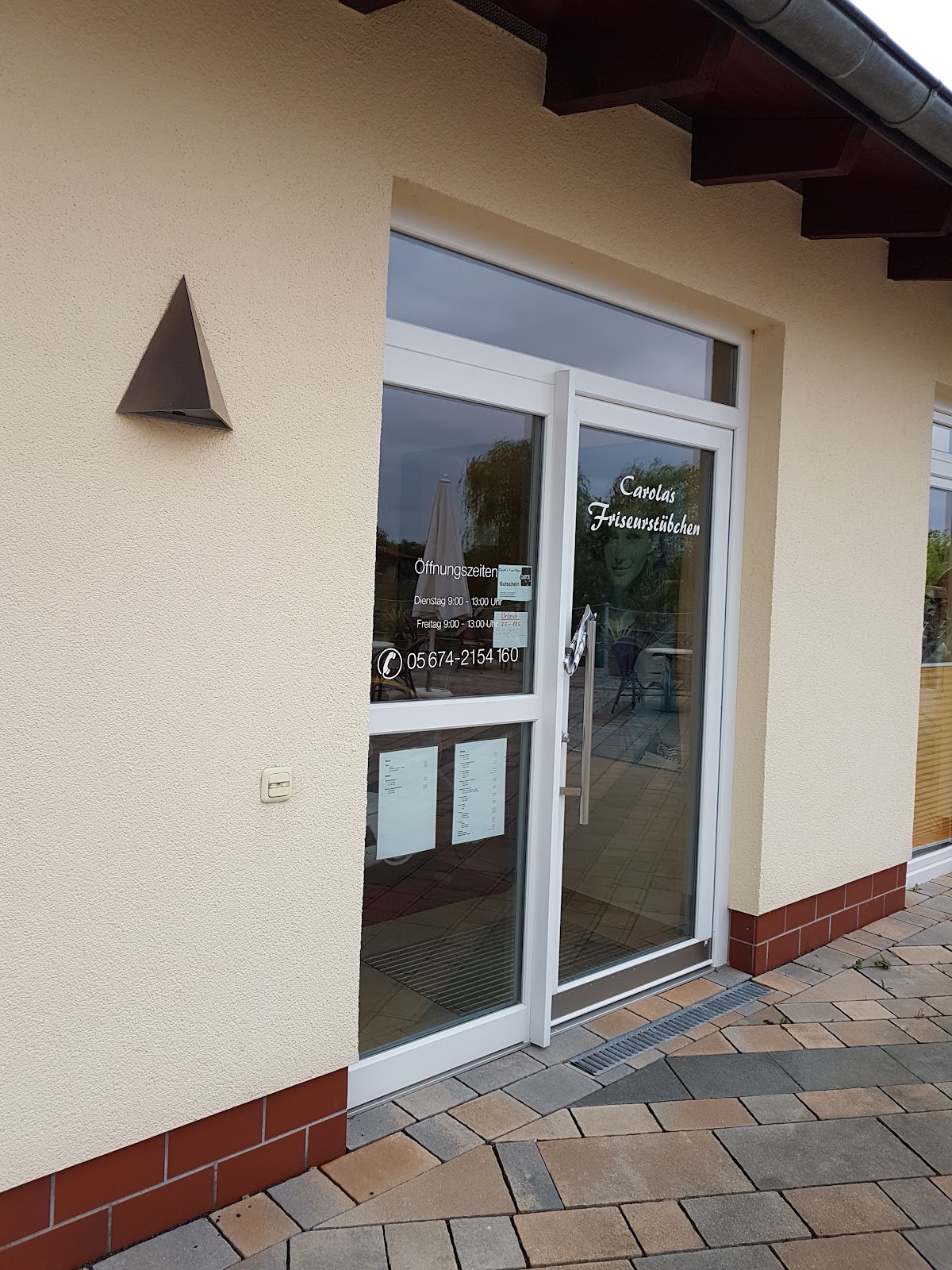 Carolas Friseurstübchen, Friseur in Calden