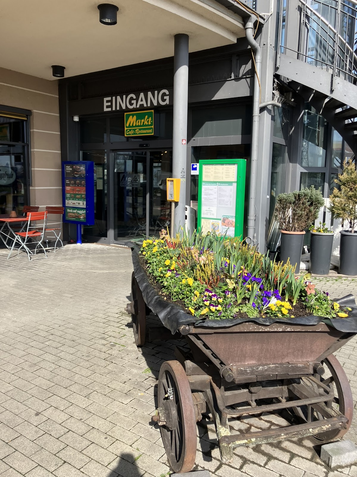 Restaurant - Raststätte Taunusblick Markt Café, Restaurant in Steinbach (Taunus) – Foto 1 von 1