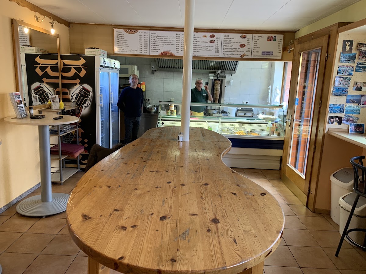 Çelik Döner & Pizza, Pizzeria in Riedstadt