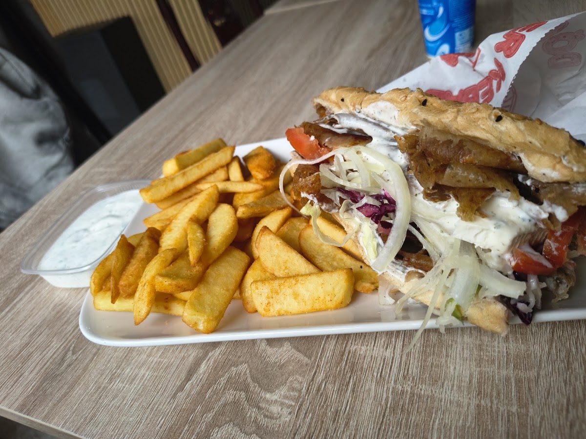 Central Döner- und Pizzahaus, Restaurant in Beselich