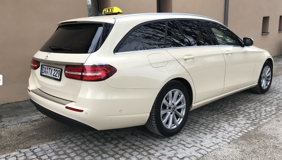 Comfort Taxi Darmstadt & Flughafentransfer, Taxi in Darmstadt – Foto 1 von 1