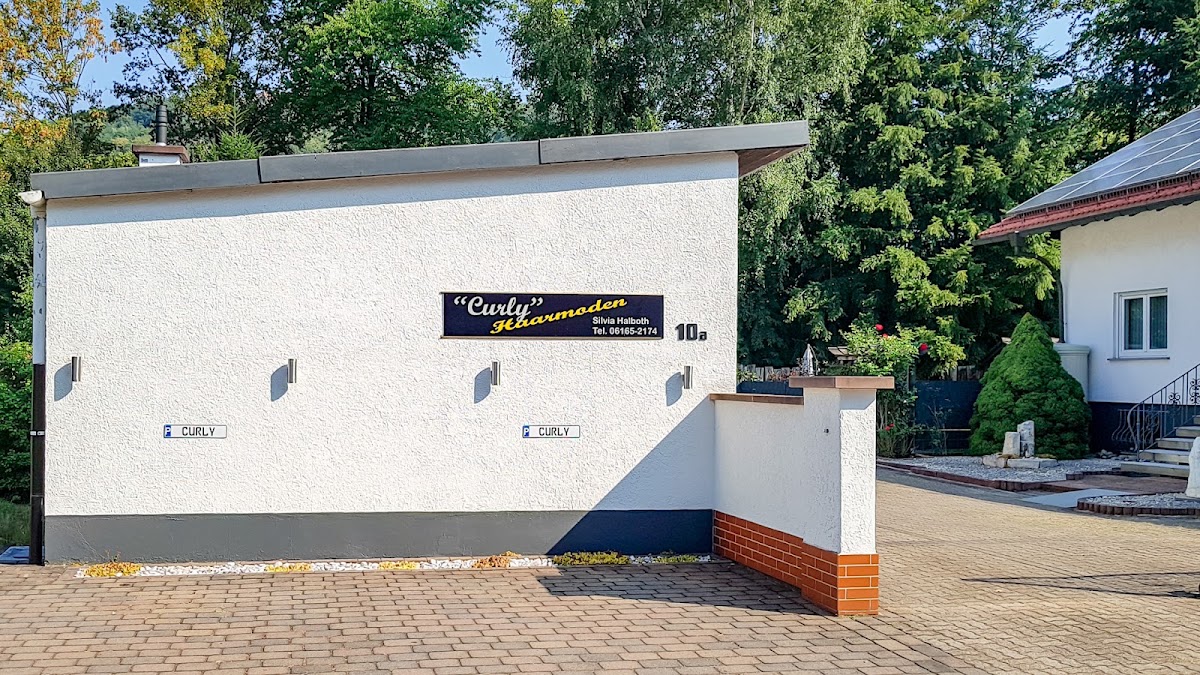 Curly Haarmoden Halboth, Friseur in Breuberg