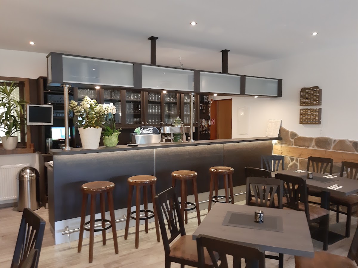 Cafe Kaiser