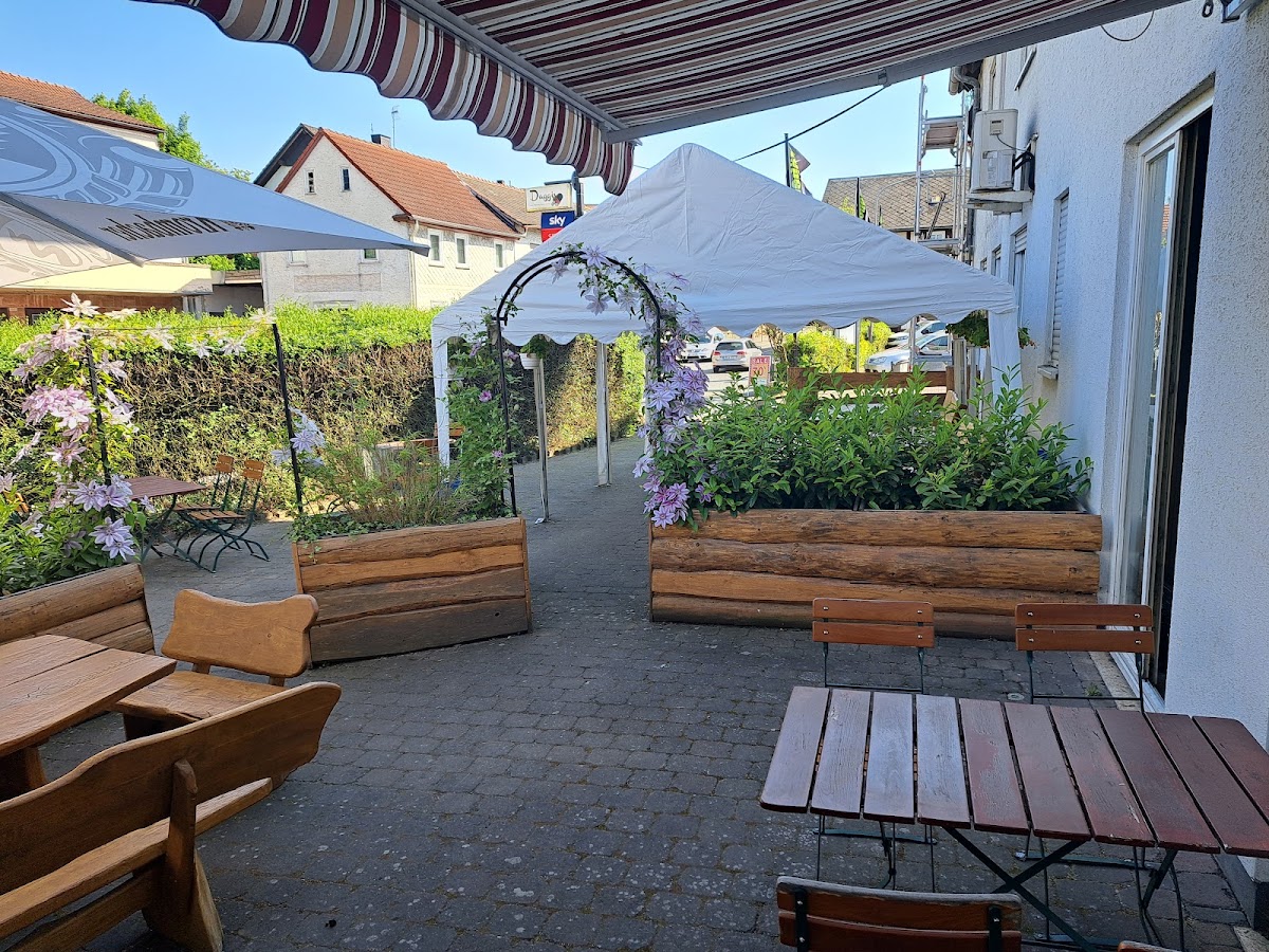 Daggis Rolling Dice, Restaurant in Münchhausen