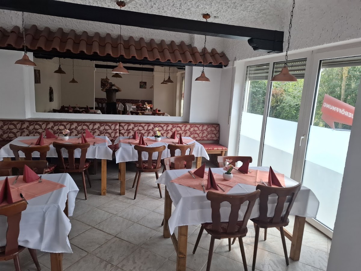 Schnitzelhaus, Restaurant in Ober-Mörlen – Foto 1 von 1