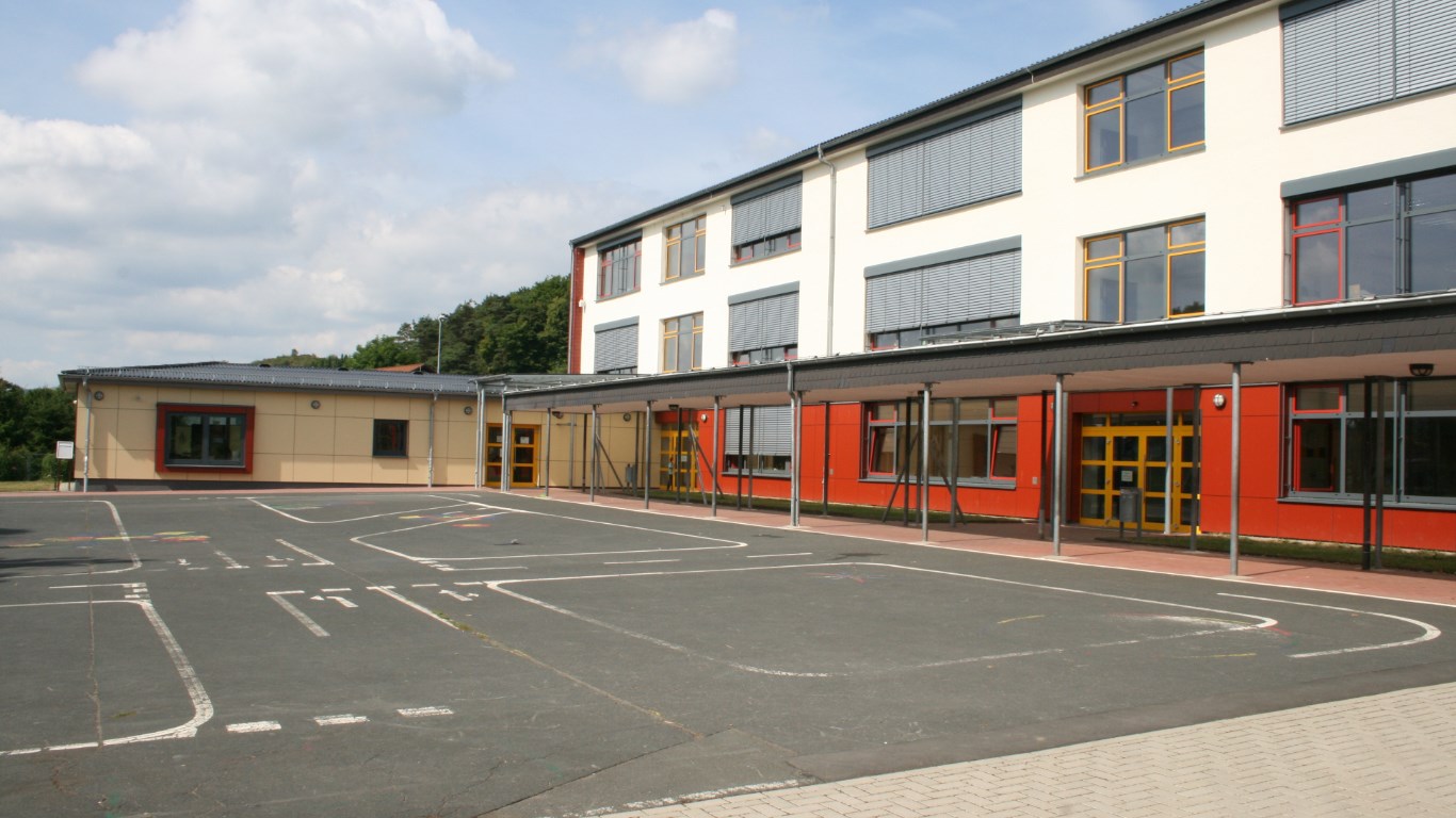 Dernbachschule, Schule in Herborn
