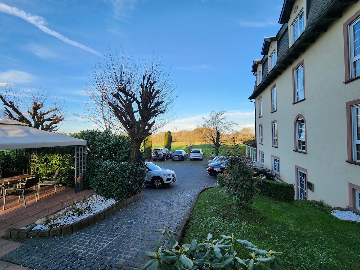 Hotel Villa Magnolia, Restaurant in Rödermark – Foto 1 von 1