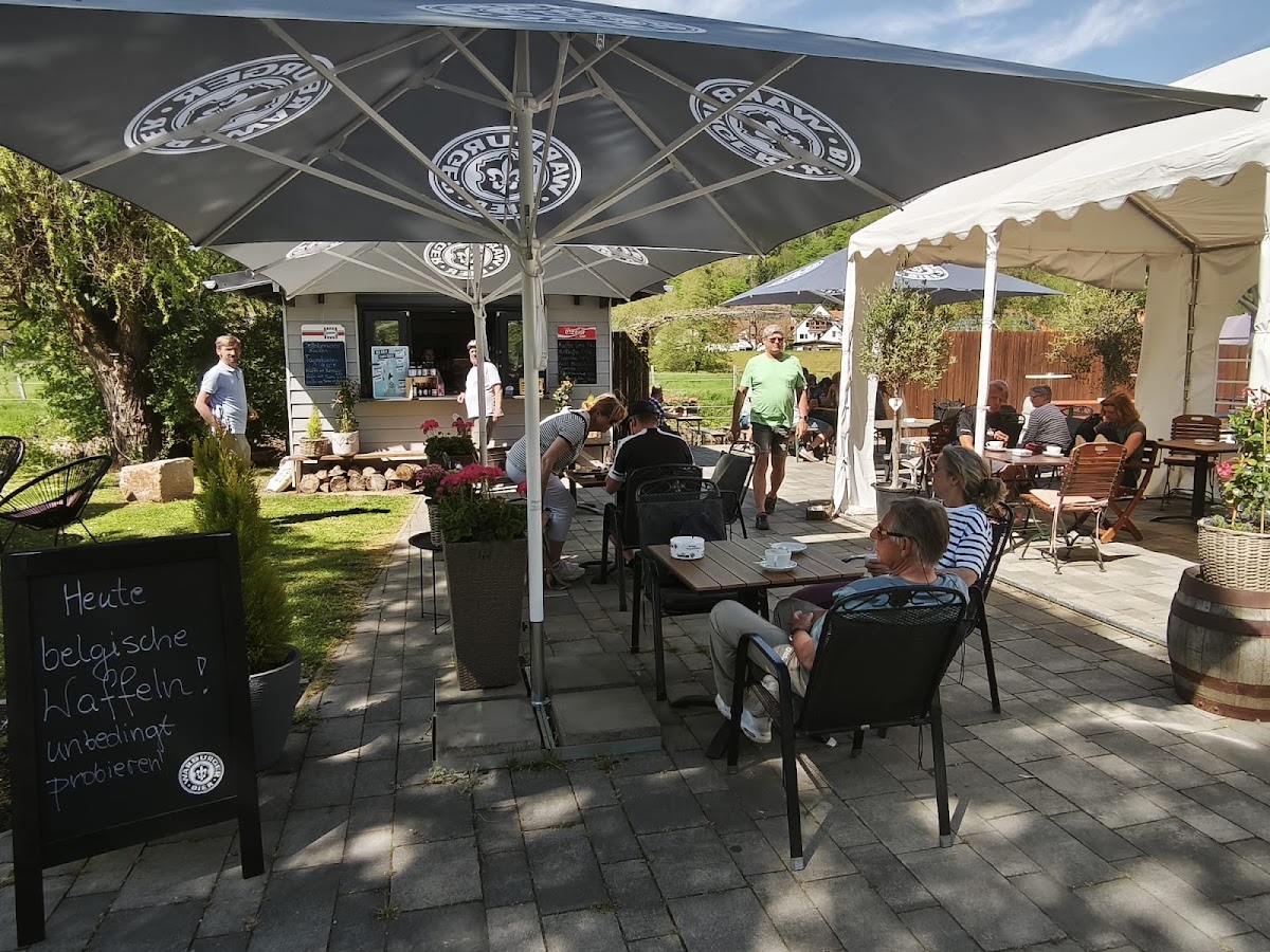 Diemelaue Café & Biergarten -Bratwurst, Kuchen, Waffeln, Restaurant in Bad Karlshafen