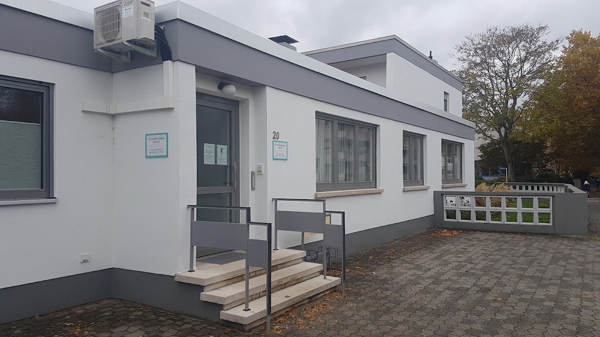 Dr. Andreas Adam Zahnarztpraxis, Zahnarzt in Ginsheim-Gustavsburg