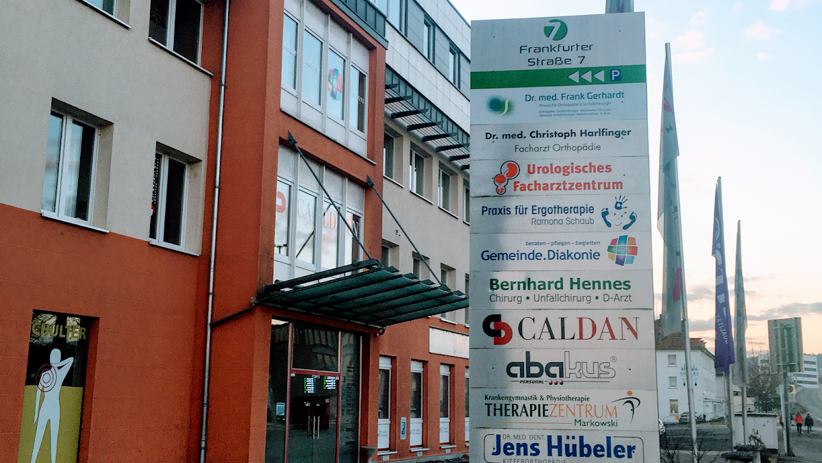 Dr. med. Frank Gerhardt Orthopädie und Unfallchirurgie/ D-Arzt/ Ästhetische Medizin/ BTX/ Fillerbehandlung/ Hautverjüngung, Zahnarzt in Bad Hersfeld
