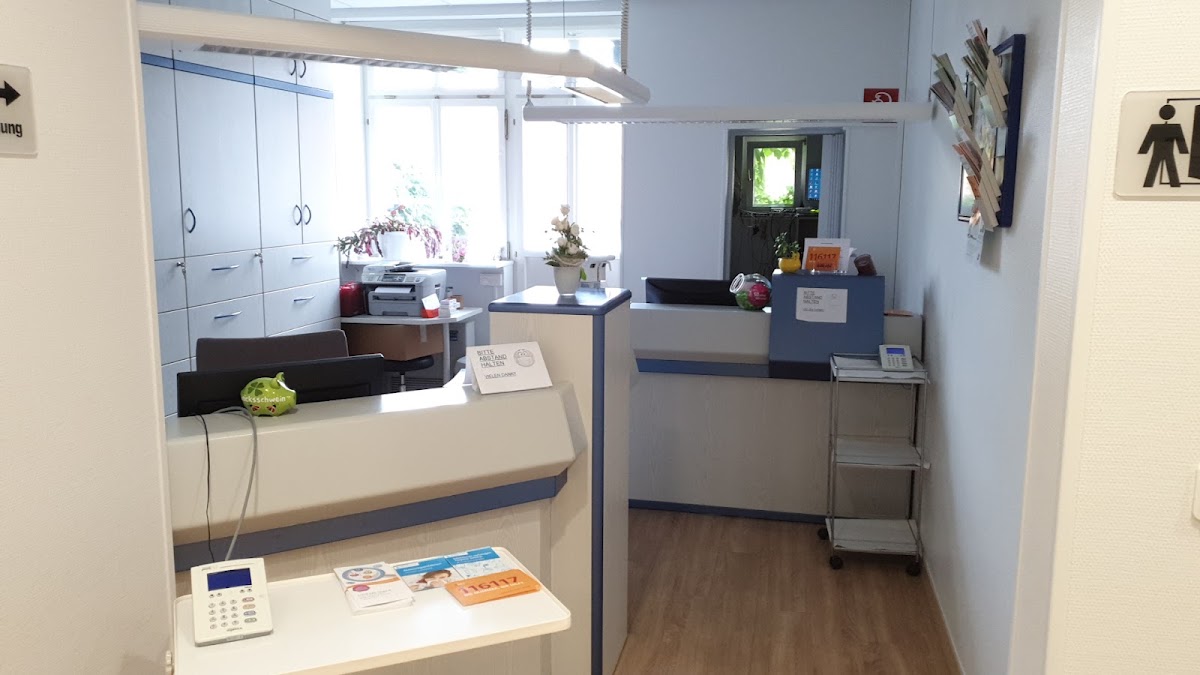 Dr. med Julia Poliakov, Arzt in Hochheim am Main