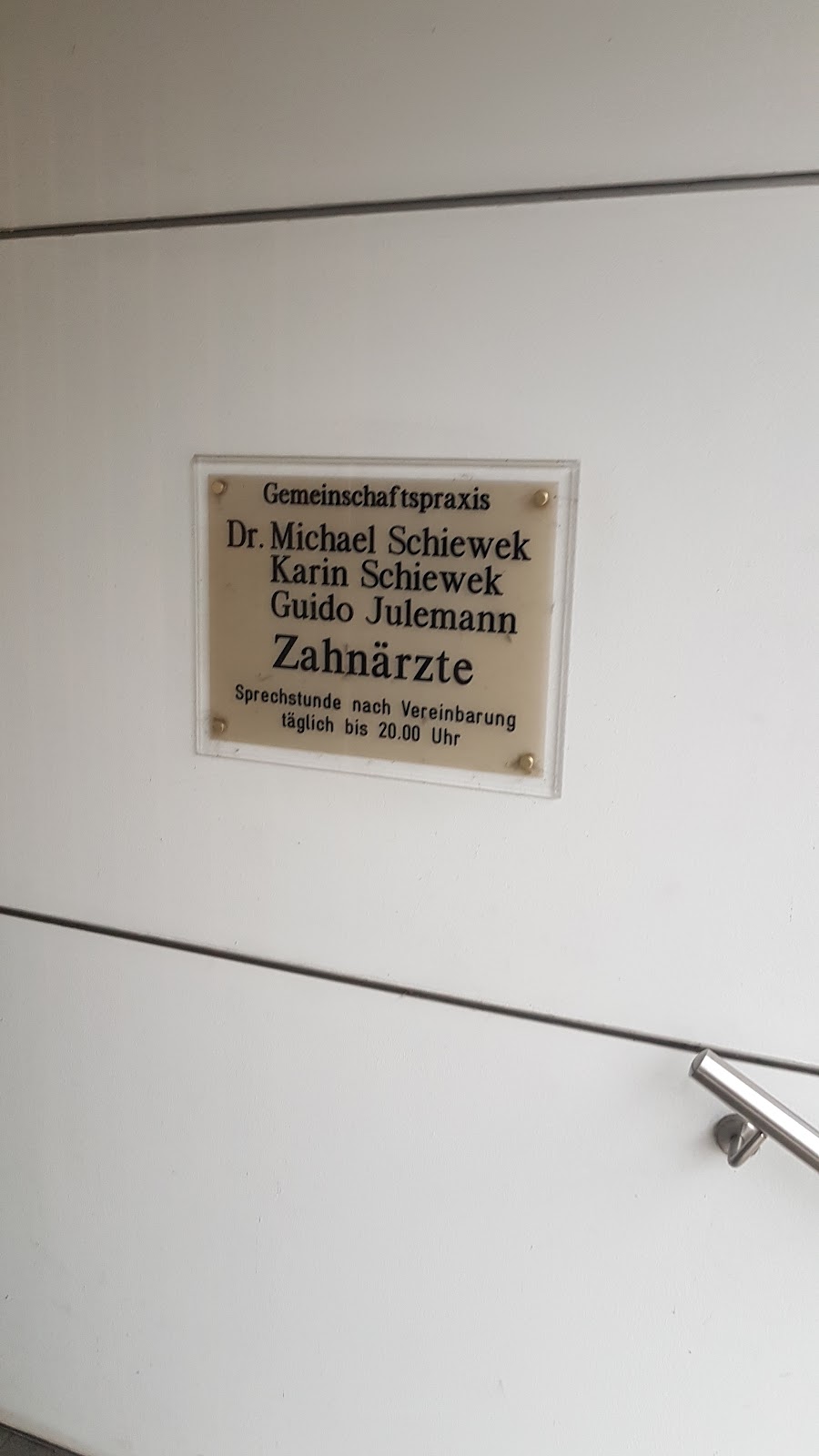 Dr. Michael Schiewek & Guido Julemann, Zahnarzt in Waldkappel