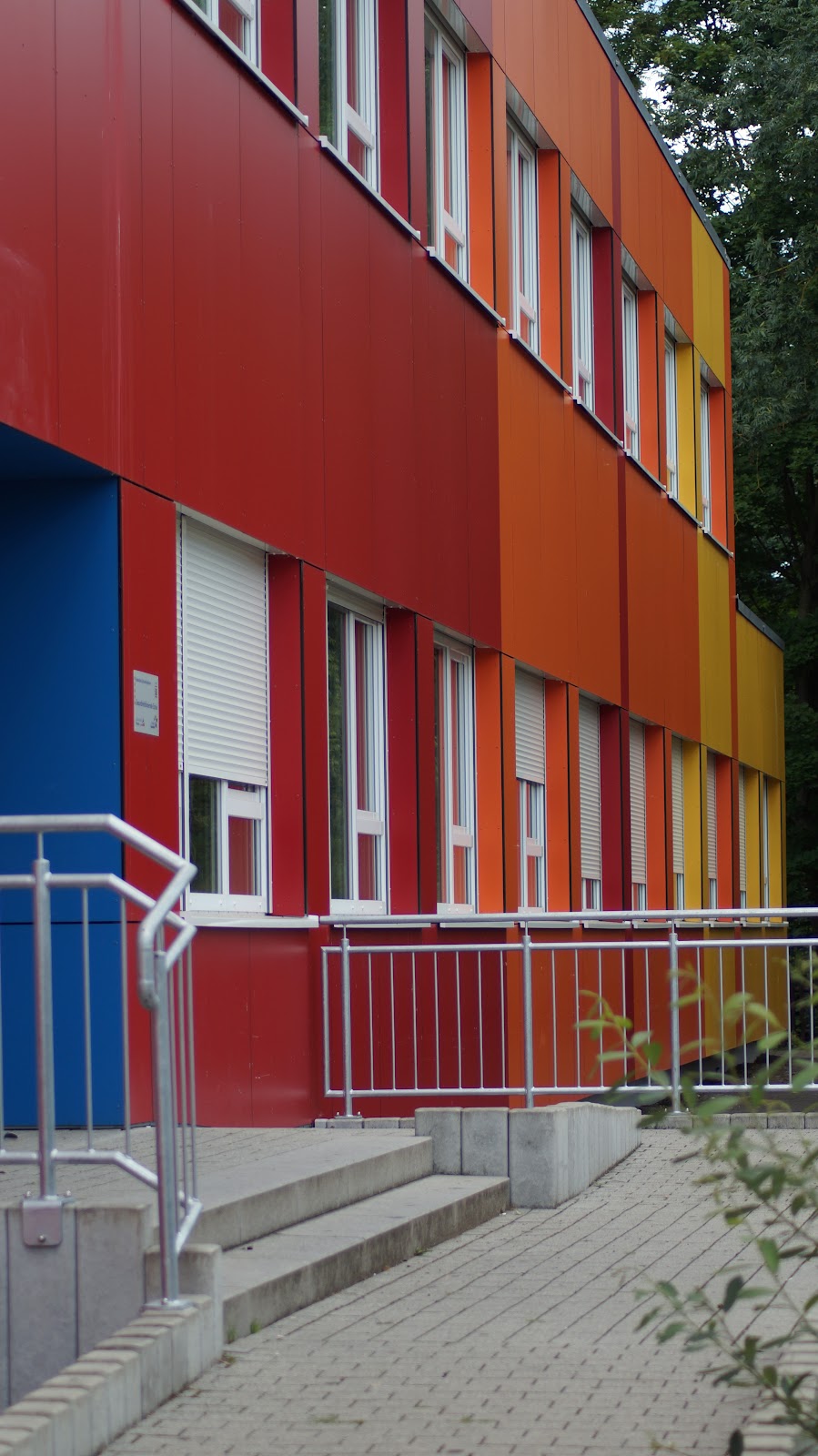 Drei-Burgen-Schule, Schule in Felsberg