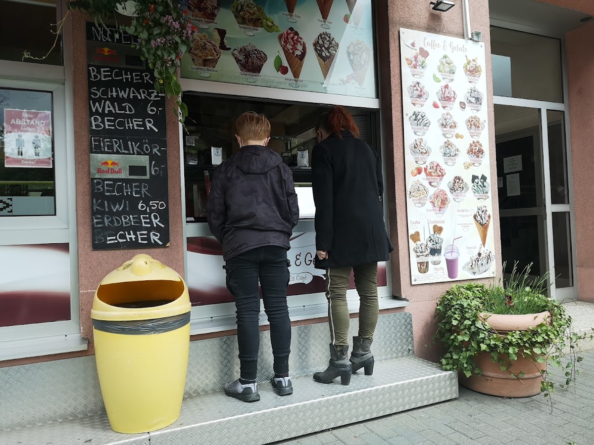 Eis Cafe Caffe & Gelato, Restaurant in Mörlenbach