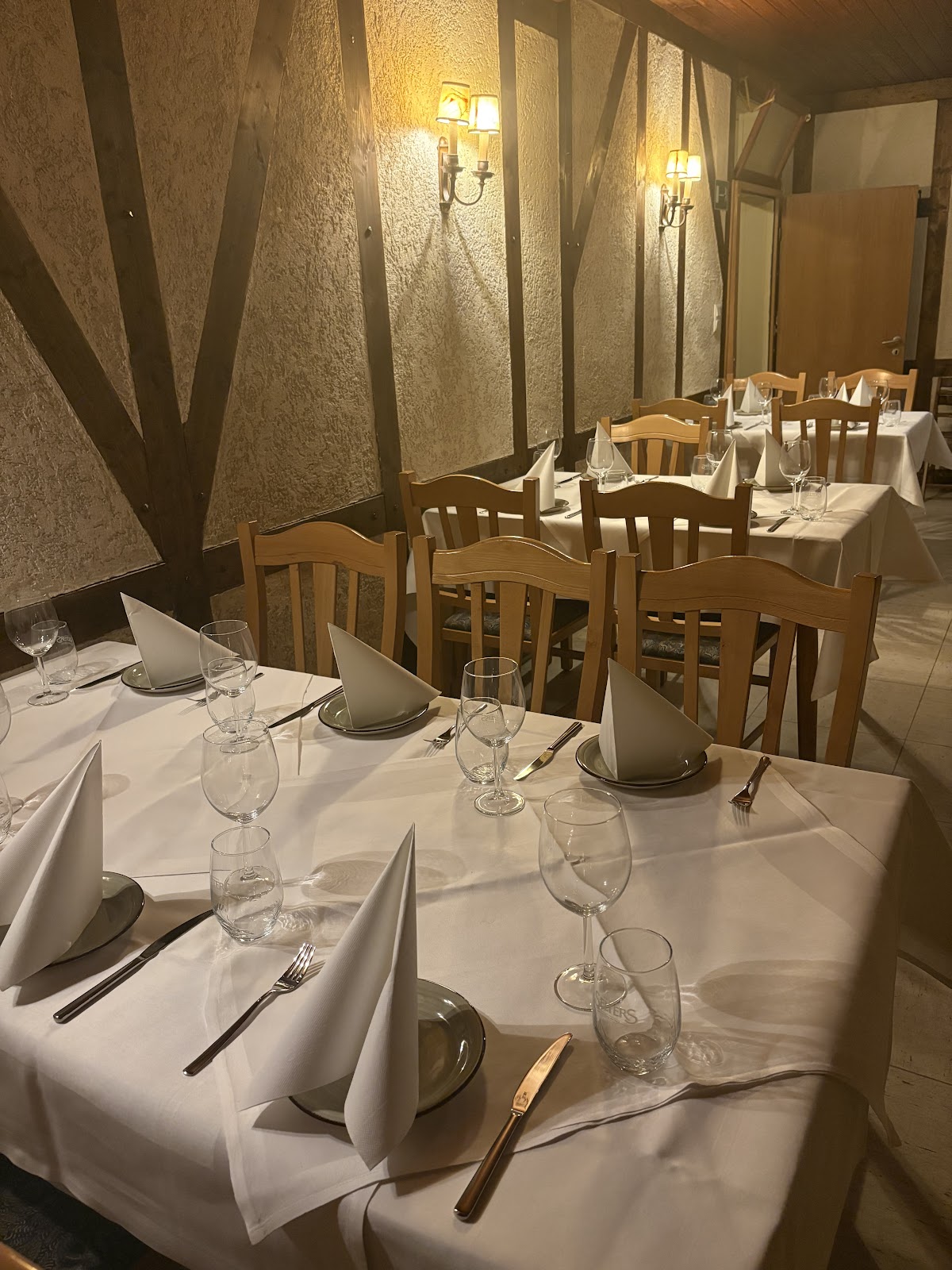 Zum grünen Hirsch, Restaurant in Leun – Foto 1 von 1