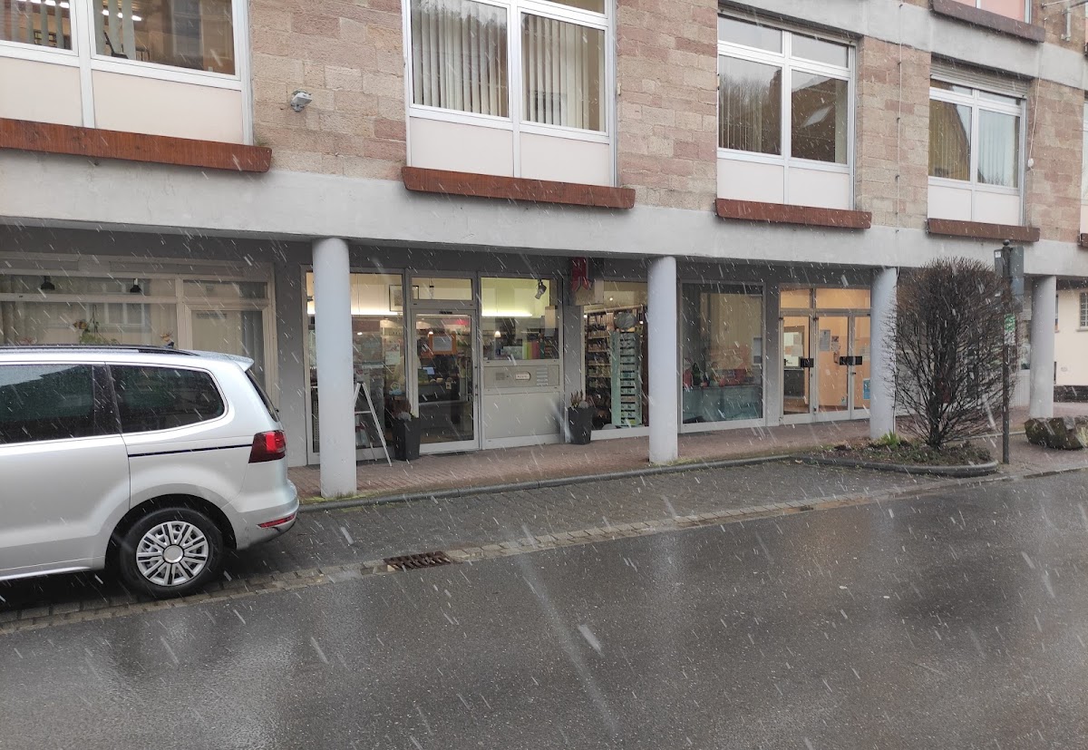 Rats Apotheke, Apotheke in Flörsbachtal – Foto 1 von 1