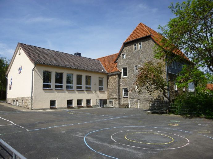 Ehemalige Grundschule Rhena, Schule in Korbach