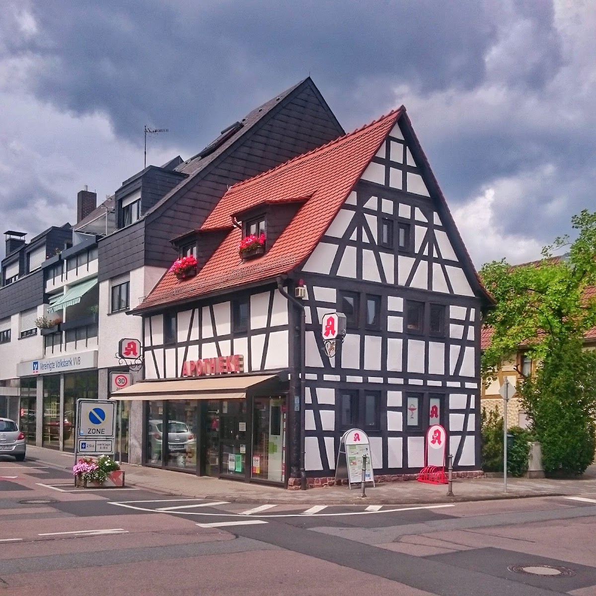 Einhorn-Apotheke, Apotheke in Rodgau