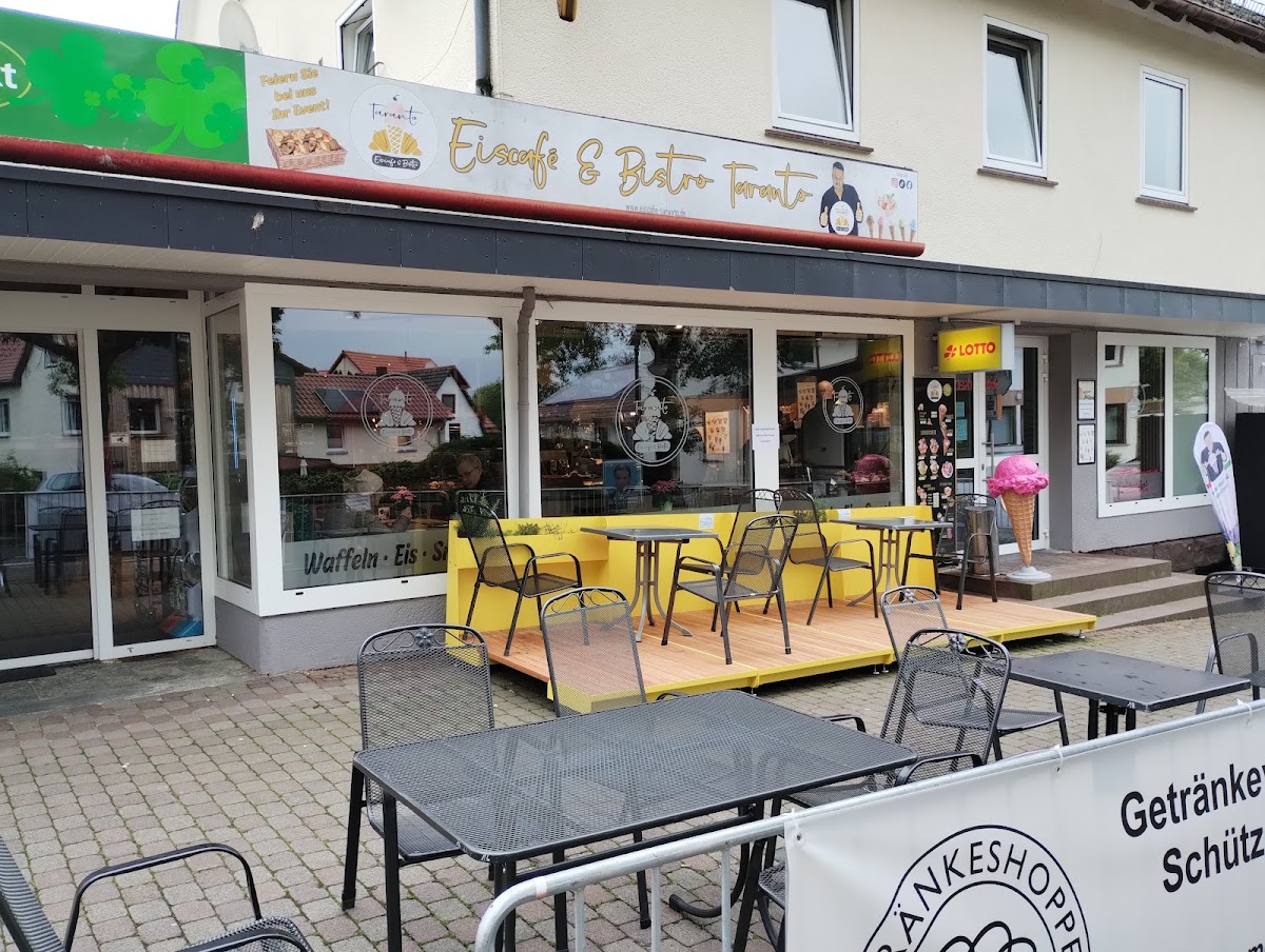 Eiscafé & Bistro Taranto, Pizzeria in Immenhausen